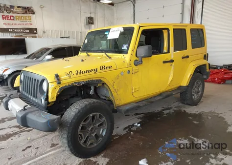 2015 Jeep Wrangler Unlimited Sahara z USA, uszkodzony, nr VIN 1C4BJWEG2FL696768